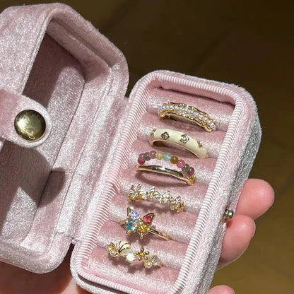 Elegant Velvet Jewelry Keeper